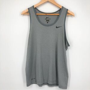 Nike Striped Tank Top Womens‎ Medium Gray Scoop Neck